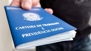 Leia mais sobre o artigo Governo quer voltar com MP que reduz salários e jornadas de trabalho