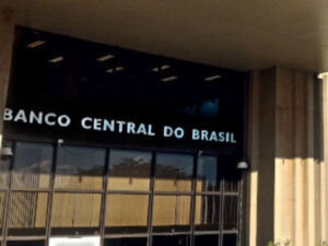 Leia mais sobre o artigo Projeções sinalizam Selic a 6,5% no final de 2021