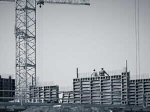 Leia mais sobre o artigo <strong>Construção civil projeta crescimento de 2,5% em 2023</strong>