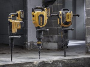 Leia mais sobre o artigo DEWALT traz o Brasil tecnologia que permite o rastreamento de ferramentas