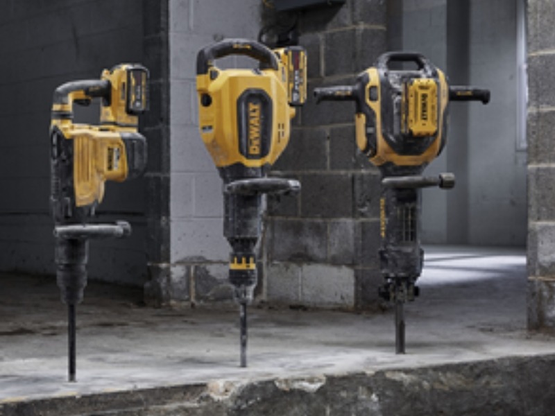 Leia mais sobre o artigo DEWALT traz o Brasil tecnologia que permite o rastreamento de ferramentas