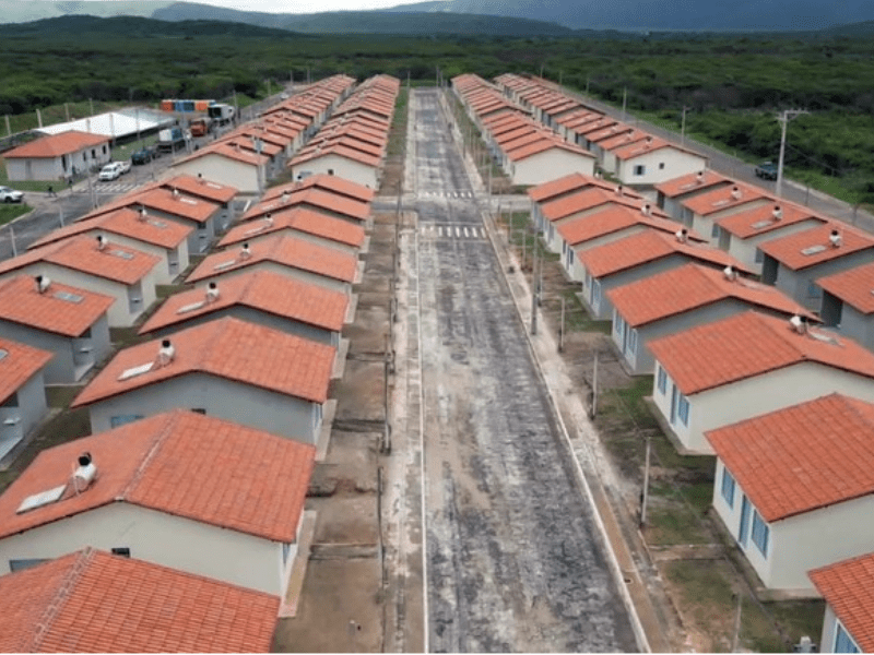 Leia mais sobre o artigo  Minha Casa, Minha Vida fará mais 4.667 moradias em 16 estados 