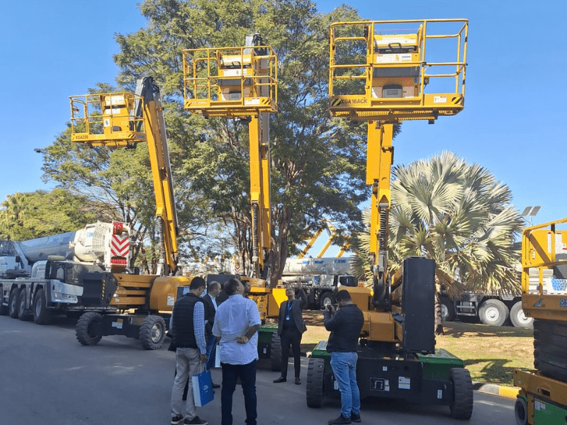 Leia mais sobre o artigo Locadores visitam fábrica da XCMG e conhecem de perto a potência da indústria de máquinas para construção