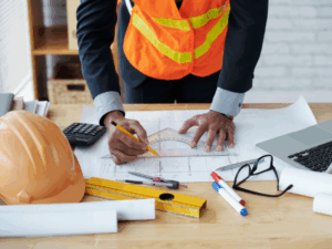 Leia mais sobre o artigo Construção civil deve movimentar quase R$ 3 trilhões em 5 anos e reforça investimentos em segurança do trabalho