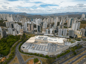 Leia mais sobre o artigo Com juros altos, CBIC reduz projeção de avanço da construção para 1,3% em 2025