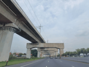 Leia mais sobre o artigo Infraestrutura impulsiona atividade da construção