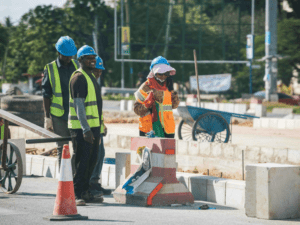 Leia mais sobre o artigo Emprego na construção avança no início do ano nas cidades de São Paulo  